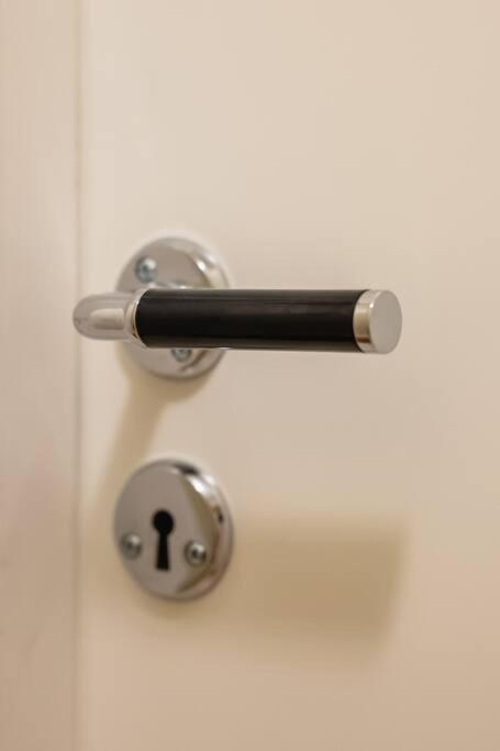 Fresh Studio Apartment, A Short Walk From Bryggen เบอร์เกน ภายนอก รูปภาพ