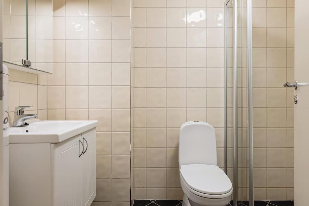 Fresh Studio Apartment, A Short Walk From Bryggen เบอร์เกน ภายนอก รูปภาพ